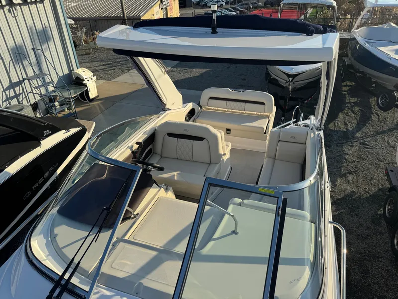 Slide: The Image of Regal 28 Express 2025 - 24