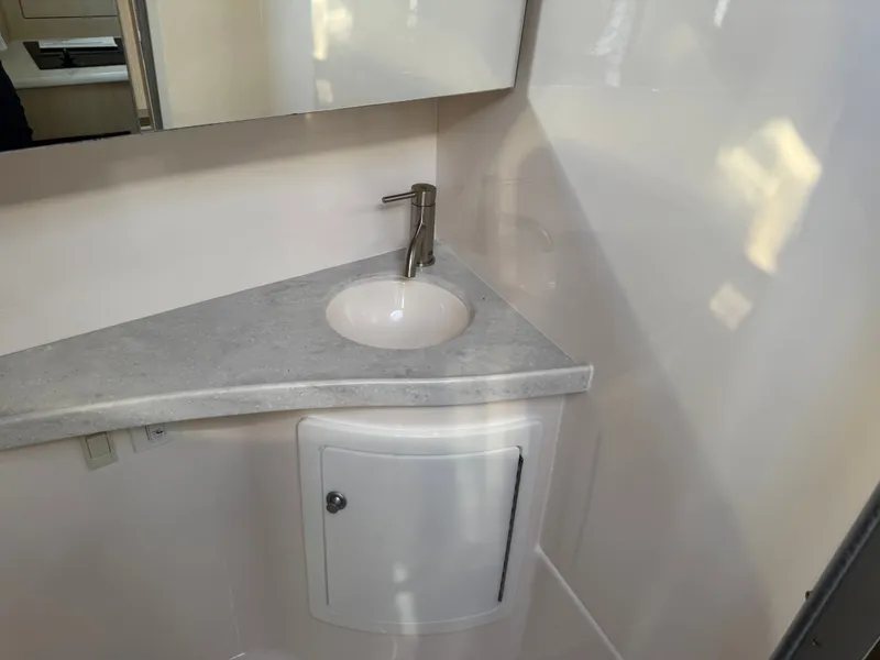 Slide: The Image of Regal 28 Express 2025 - 37