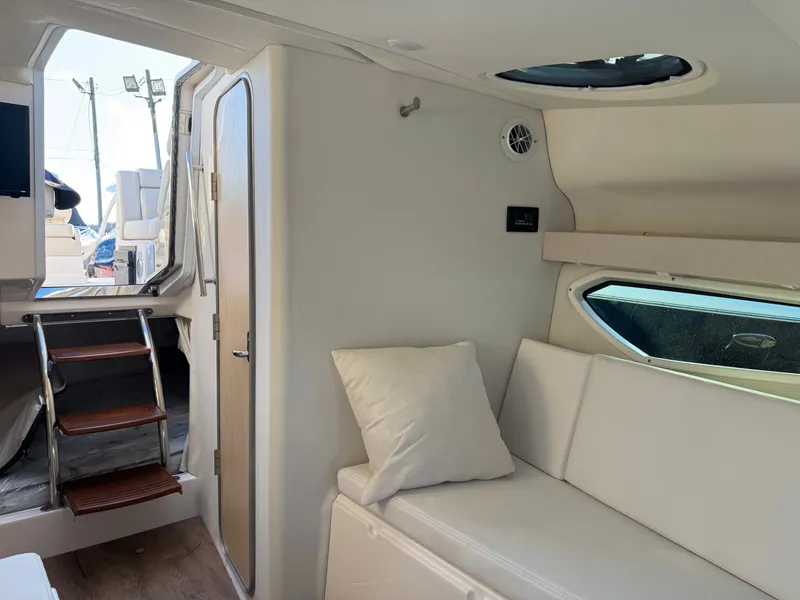 Slide: The Image of Regal 28 Express 2025 - 39