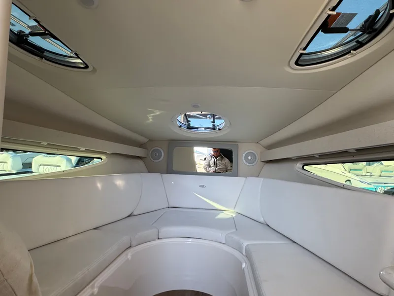 Slide: The Image of Regal 28 Express 2025 - 41