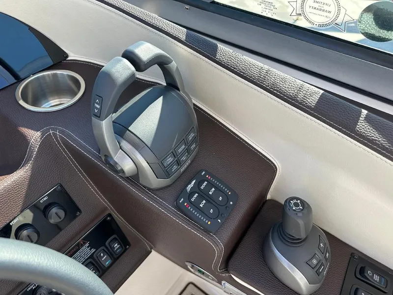 Slide: The Image of Regal 3300 2024 - 16