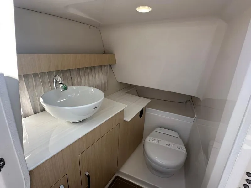 Slide: The Image of Regal 3300 2024 - 23