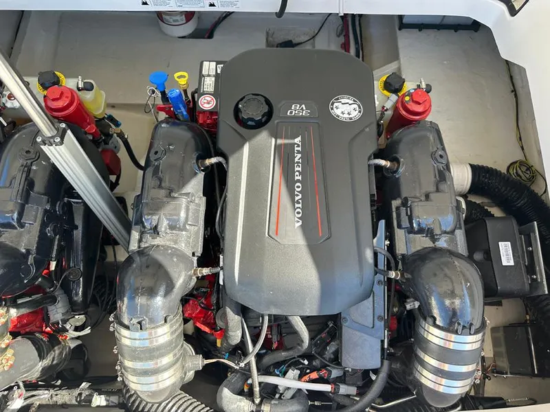 Slide: The Image of Regal 3300 2024 - 40