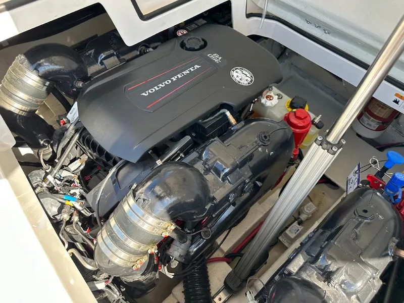 Slide: The Image of Regal 3300 2024 - 42