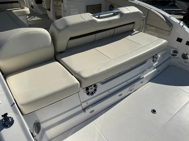 Slide: The Image of Regal 3300 2024 - 7