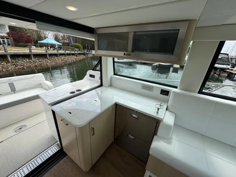 Slide: The Image of Regal 38 Grande Coupe 2025 - 10