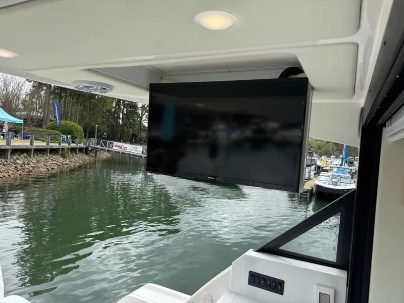 Slide: The Image of Regal 38 Grande Coupe 2025 - 12