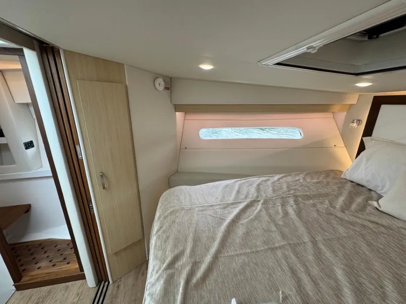 Slide: The Image of Regal 38 Grande Coupe 2025 - 22