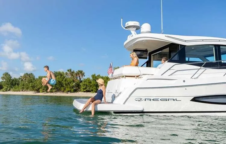 Slide: The Image of Regal 38 Grande Coupe 2025 - 37