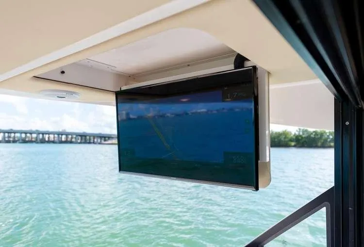 Slide: The Image of Regal 38 Grande Coupe 2025 - 46