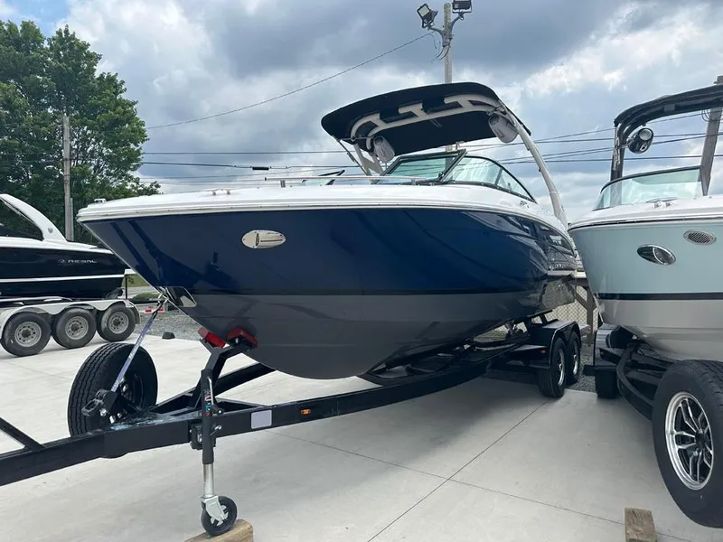 The Image of Regal LS4 Surf Ultimate 2025 - 1