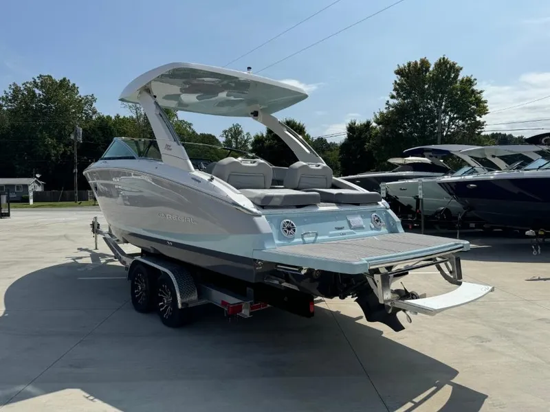 Slide: The Image of Regal LS9 Ultimate 2025 - 18