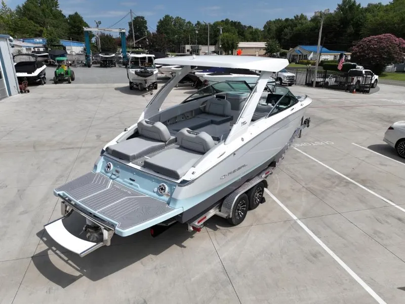 Slide: The Image of Regal LS9 Ultimate 2025 - 23