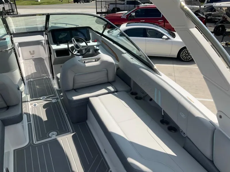 Slide: The Image of Regal LS9 Ultimate 2025 - 31