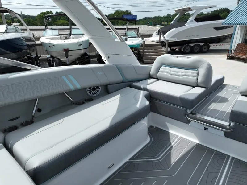 Slide: The Image of Regal LS9 Ultimate 2025 - 51