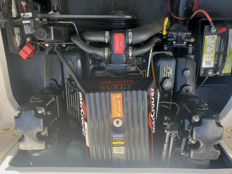 Slide: The Image of MerCruiser engine in 1996 Sea Ray 215 Express Cruiser boat. - 21