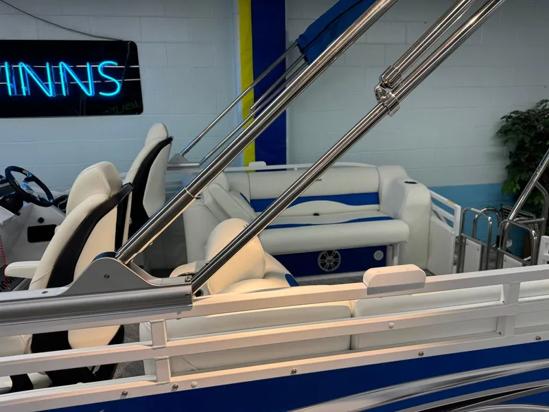 Slide: The Image of JC Manufacturing Neptoon 23 TT DSL 2024 - 50