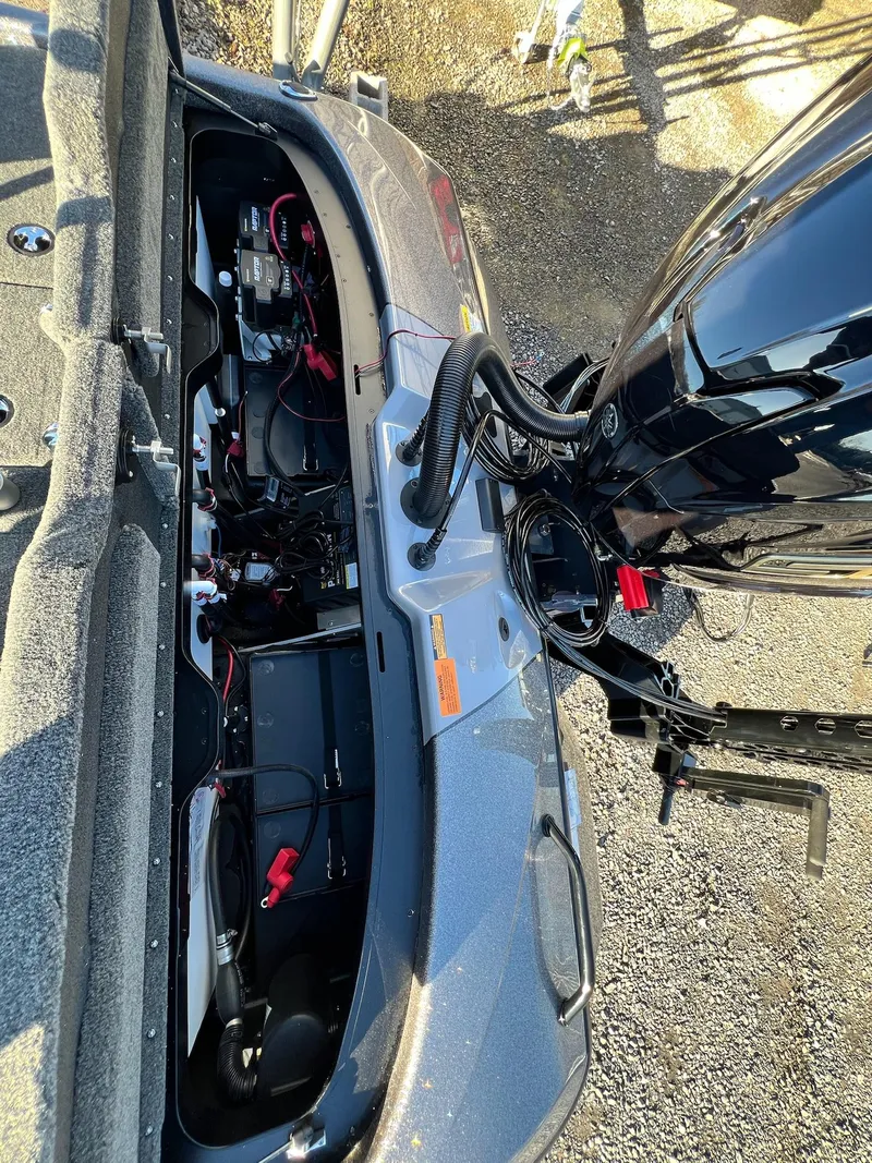 Slide: The Image of Skeeter ZXR 21 2025 - 13