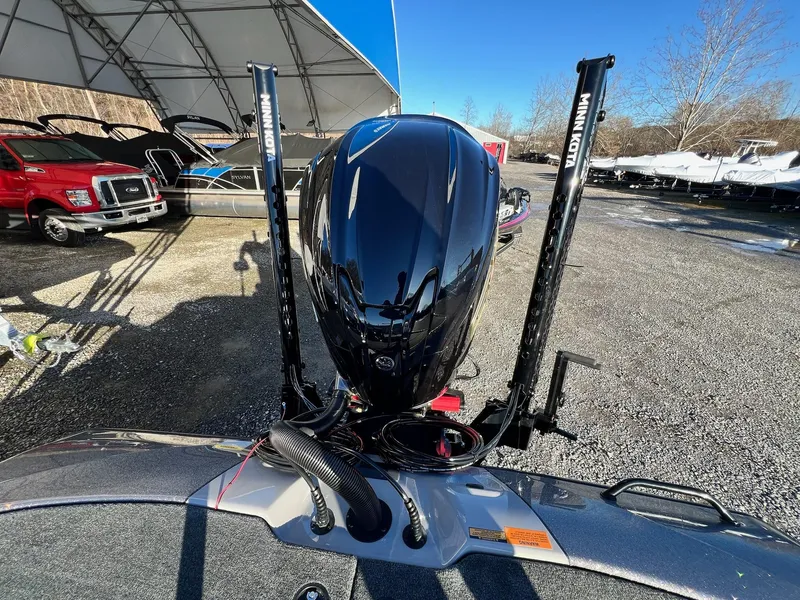 Slide: The Image of Skeeter ZXR 21 2025 - 20