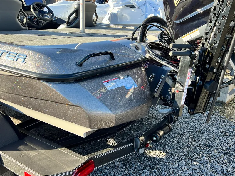 Slide: The Image of Skeeter ZXR 21 2025 - 44