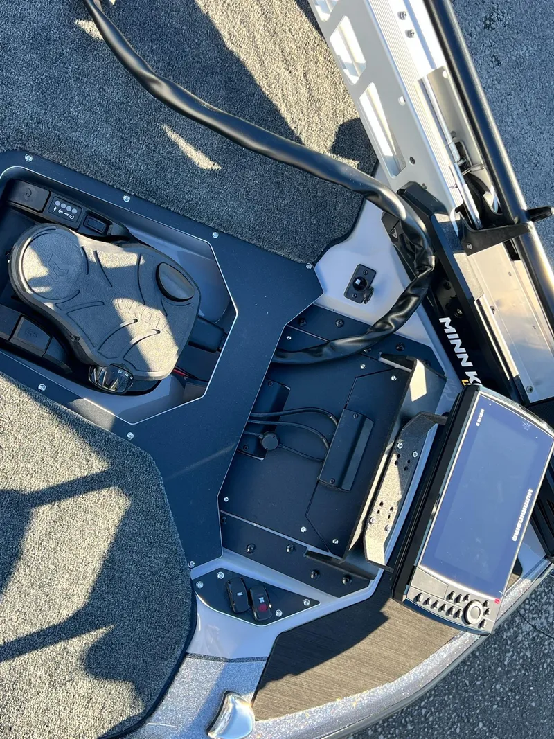 Slide: The Image of Skeeter ZXR 21 2025 - 5