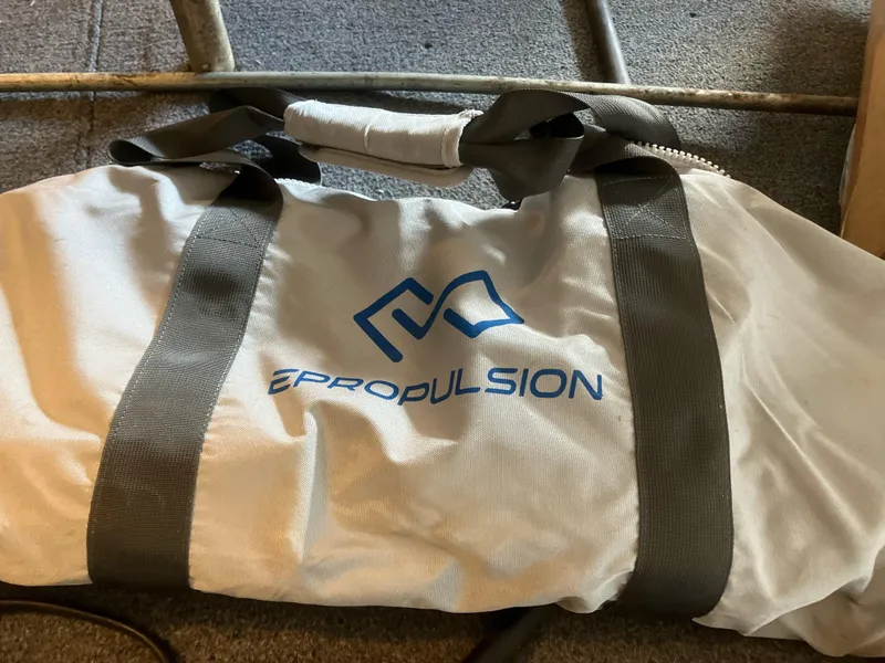 Slide: The Image of Electric motor in bag - 100