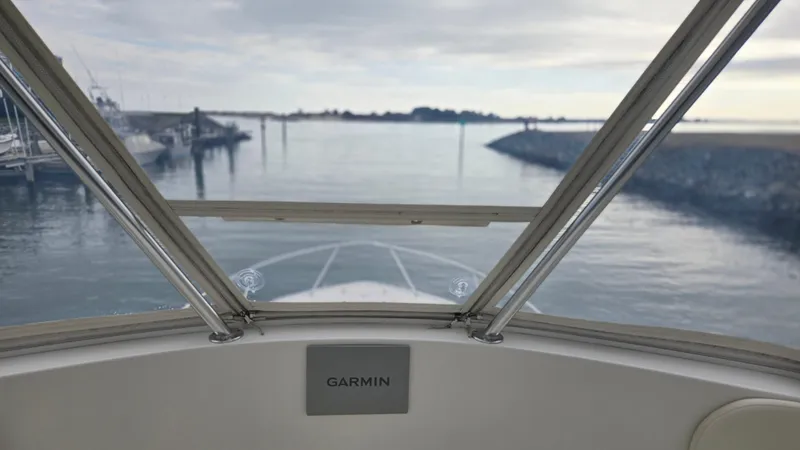 Slide: The Image of 2008 Ocean 37 Billfish fwd view - 5