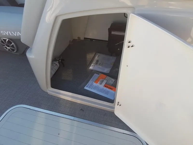 Slide: The Image of Sylvan L-3 CLZ 2025 - 33