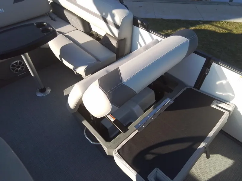 Slide: The Image of Sylvan L-3 CLZ 2025 - 37