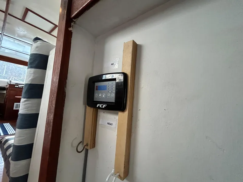 Slide: The Image of Grand Banks 42 Classic 1972 - 53