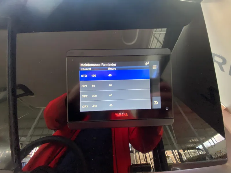 Slide: The Image of Yamaha maintenance reminder screen on 2022 Jeanneau Leader 7.5 boat dashboard. - 15