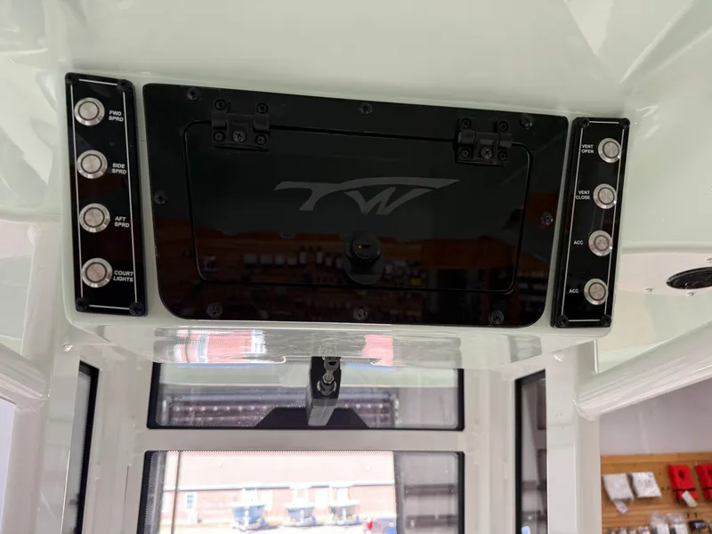 Slide: The Image of Tidewater 232 LXF 2025 - 24