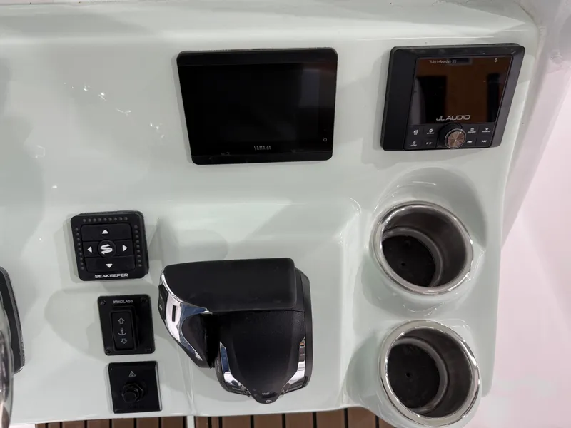 Slide: The Image of Tidewater 232 LXF 2025 - 28