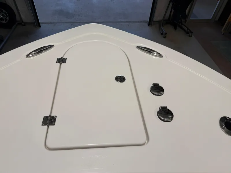 Slide: The Image of Tidewater 232 LXF 2025 - 31