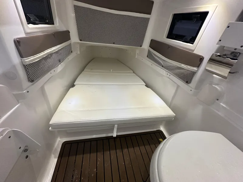 Slide: The Image of Tidewater 320cc 2025 - 54