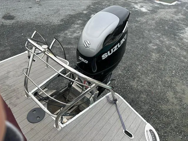 Slide: The Image of 2018 Godfrey Aqua Patio 259ULW Tri-Toon with Suzuki 350 outboard motor. - 17