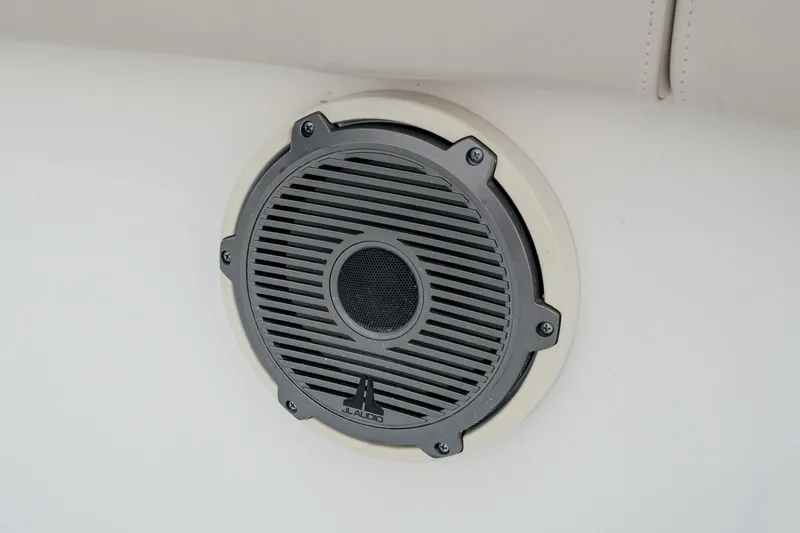 Slide: The Image of Boston Whaler 330 Outrage 2019 - 57