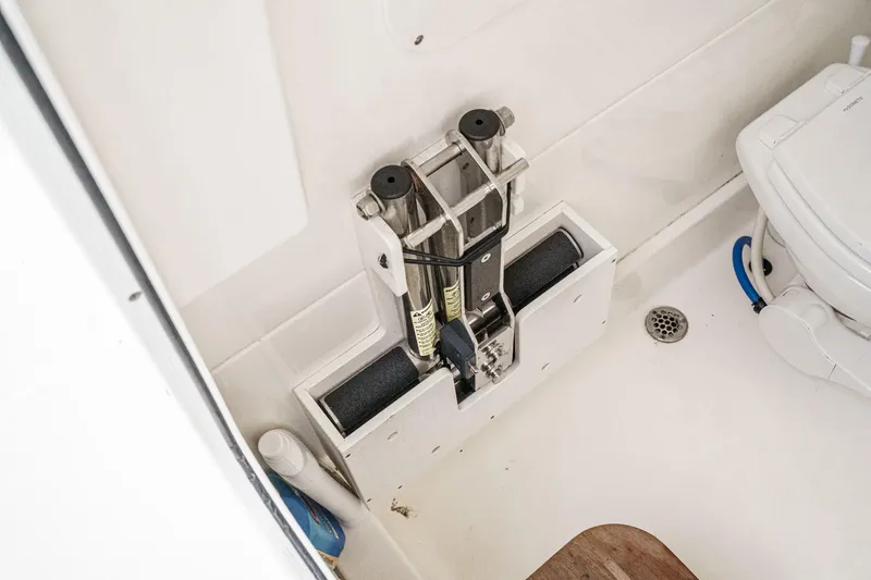 Slide: The Image of Boston Whaler 330 Outrage 2019 - 67