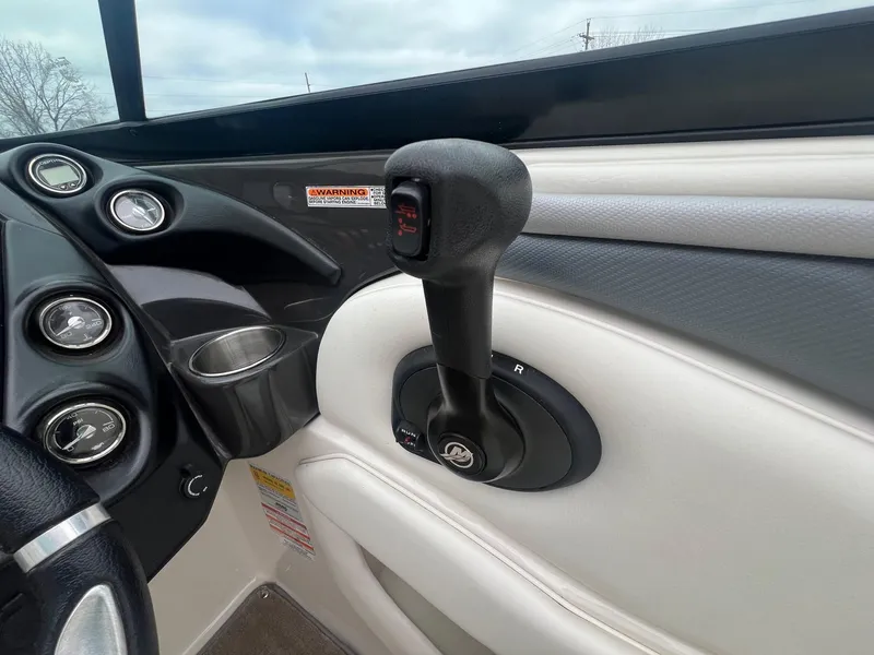 Slide: The Image of Monterey 244FS 2014 - 18