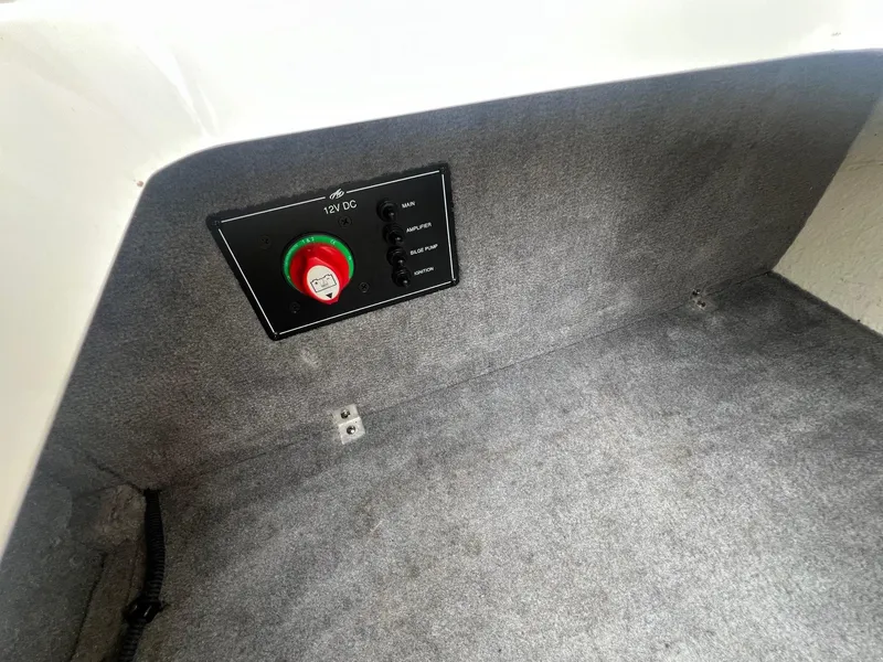 Slide: The Image of Monterey 244FS 2014 - 28