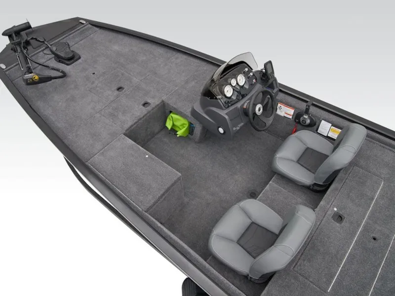 Slide: The Image of Tracker Pro 170 2025 - 4