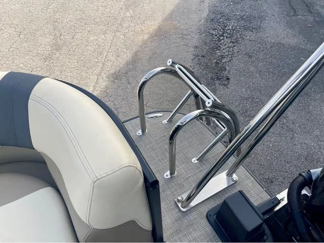 Slide: The Image of SunCatcher Select 322RC 2025 - 11