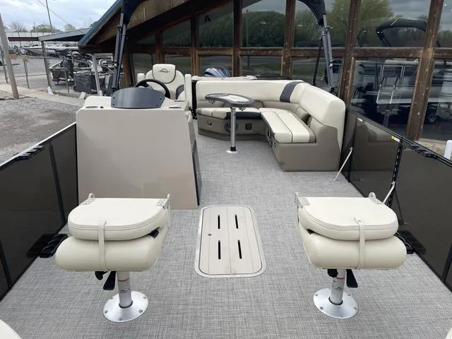 Slide: The Image of SunCatcher Select 322F 2025 - 17