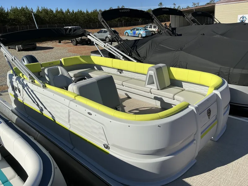 Slide: The Image of Aura Atomic 2025 - 6