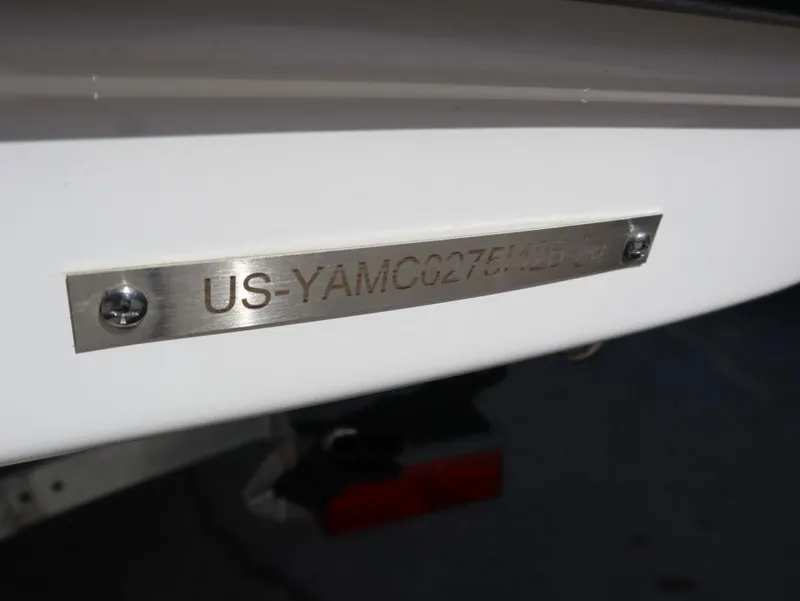 Slide: The Image of Yamaha AR195 2025 - 14
