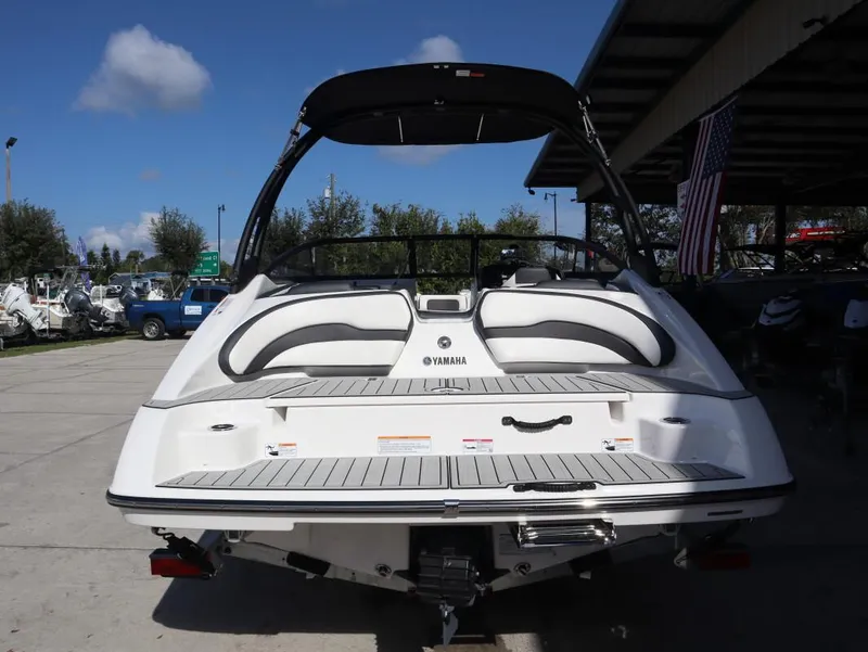 Slide: The Image of Yamaha AR195 2025 - 5