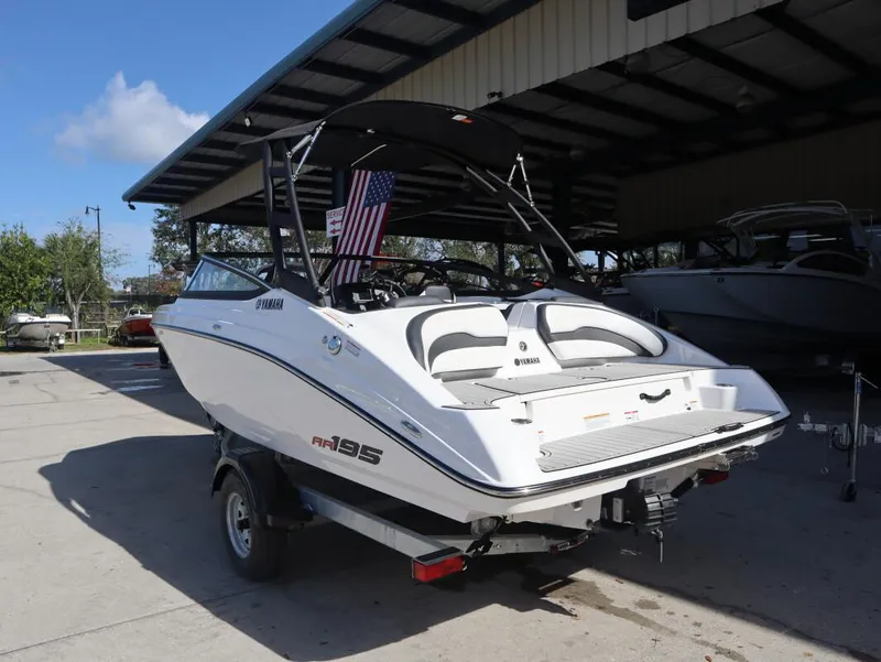 Slide: The Image of Yamaha AR195 2025 - 7