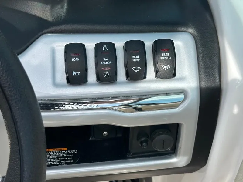 Slide: The Image of Regal 2000 ES 2018 - 10