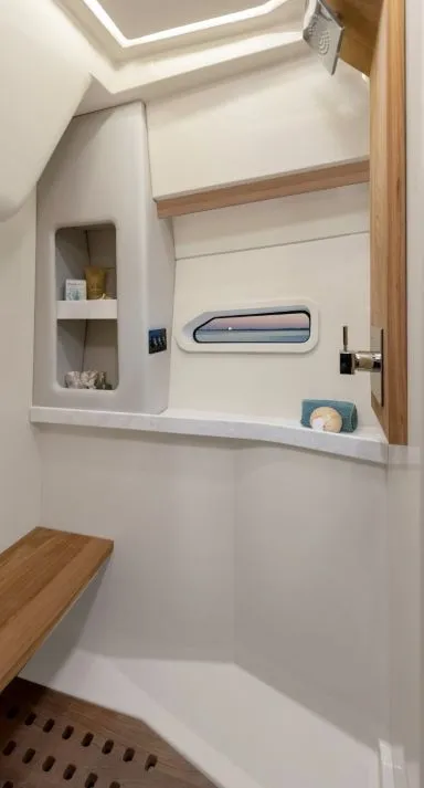 Slide: The Image of Regal 38 Fly 2026 - 32