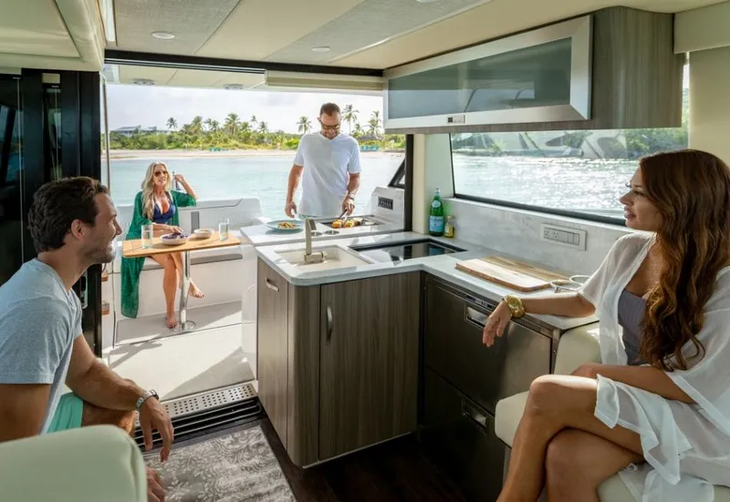 Slide: The Image of Regal 38 Fly 2026 - 40